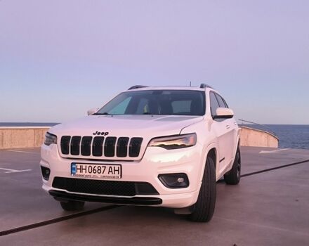 Белый Джип Чероки, объемом двигателя 3.2 л и пробегом 69 тыс. км за 19999 $, фото 1 на Automoto.ua