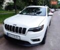 Белый Джип Чероки, объемом двигателя 2 л и пробегом 60 тыс. км за 14500 $, фото 2 на Automoto.ua