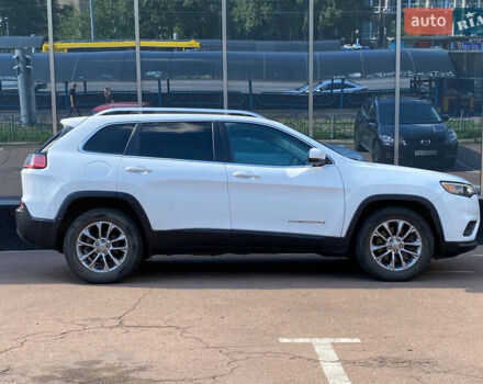 Білий Джип Cherokee, об'ємом двигуна 2.4 л та пробігом 79 тис. км за 16500 $, фото 6 на Automoto.ua