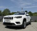 Белый Джип Чероки, объемом двигателя 2.4 л и пробегом 128 тыс. км за 15903 $, фото 1 на Automoto.ua