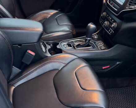 Білий Джип Cherokee, об'ємом двигуна 3.24 л та пробігом 102 тис. км за 22000 $, фото 12 на Automoto.ua