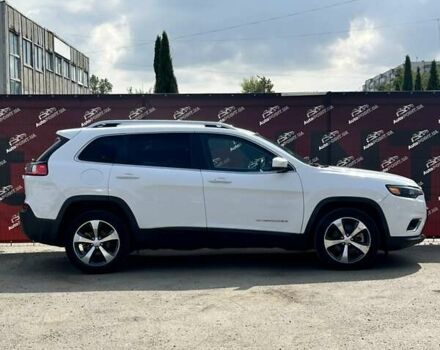 Білий Джип Cherokee, об'ємом двигуна 2.36 л та пробігом 124 тис. км за 17600 $, фото 3 на Automoto.ua