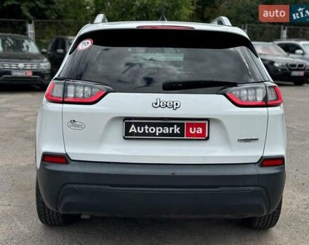 Білий Джип Cherokee, об'ємом двигуна 2.4 л та пробігом 101 тис. км за 14330 $, фото 6 на Automoto.ua