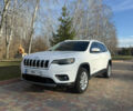 Белый Джип Чероки, объемом двигателя 2.4 л и пробегом 134 тыс. км за 16350 $, фото 1 на Automoto.ua