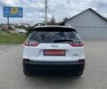Джип Чероки 2018 в Полтаве на Automoto.ua Белый Джип Чероки, объемом двигателя 2.4 л и пробегом 92 тыс. км за 14300 $, фото 3 на Automoto.ua