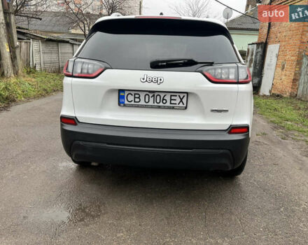 Білий Джип Cherokee, об'ємом двигуна 2.36 л та пробігом 157 тис. км за 15500 $, фото 3 на Automoto.ua