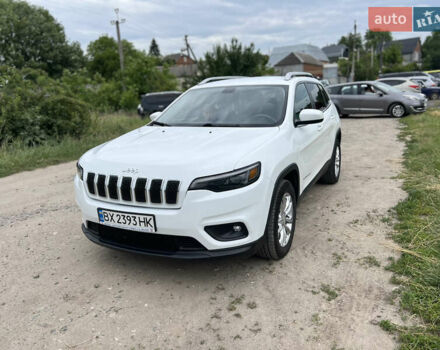 Білий Джип Cherokee, об'ємом двигуна 2.36 л та пробігом 165 тис. км за 19000 $, фото 8 на Automoto.ua