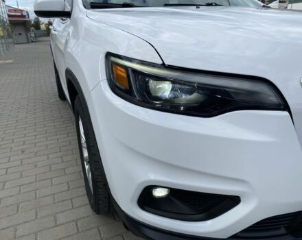 Джип Чероки 2018 в Полтаве на Automoto.ua Белый Джип Чероки, объемом двигателя 2.4 л и пробегом 92 тыс. км за 14300 $, фото 7 на Automoto.ua