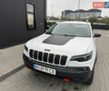 Білий Джип Cherokee, об'ємом двигуна 3.24 л та пробігом 125 тис. км за 18500 $, фото 12 на Automoto.ua