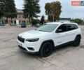 Белый Джип Чероки, объемом двигателя 2.4 л и пробегом 162 тыс. км за 13700 $, фото 1 на Automoto.ua