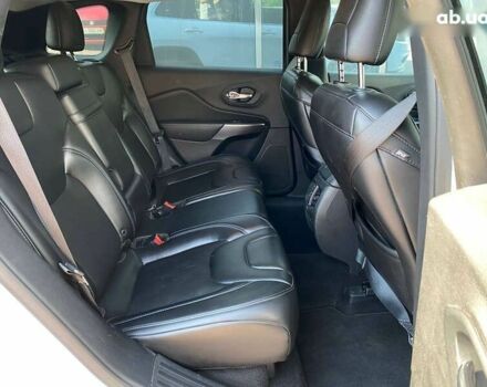 Белый Джип Чероки, объемом двигателя 2.4 л и пробегом 79 тыс. км за 15900 $, фото 14 на Automoto.ua