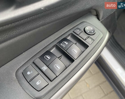 Білий Джип Cherokee, об'ємом двигуна 2.36 л та пробігом 149 тис. км за 13800 $, фото 30 на Automoto.ua