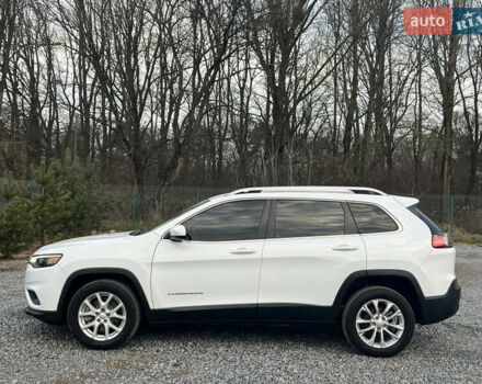 Белый Джип Чероки, объемом двигателя 2.36 л и пробегом 73 тыс. км за 15900 $, фото 4 на Automoto.ua