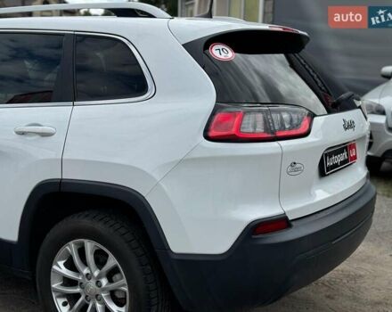 Білий Джип Cherokee, об'ємом двигуна 2.4 л та пробігом 101 тис. км за 14330 $, фото 9 на Automoto.ua