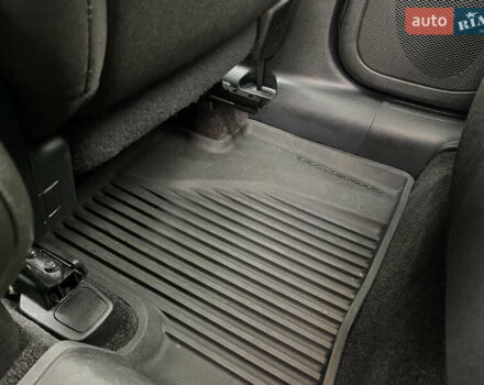 Білий Джип Cherokee, об'ємом двигуна 2.36 л та пробігом 149 тис. км за 13800 $, фото 33 на Automoto.ua