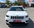 Білий Джип Cherokee, об'ємом двигуна 2.36 л та пробігом 116 тис. км за 9400 $, фото 1 на Automoto.ua