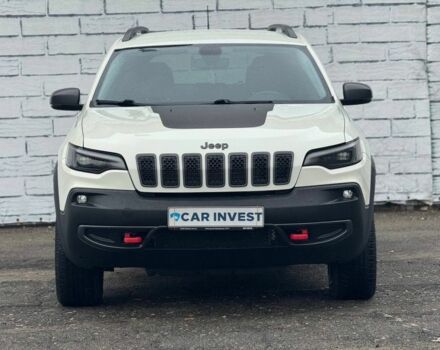 Джип Чероки 2018 в Киеве на Automoto.ua Белый Джип Чероки, объемом двигателя 3.2 л и пробегом 106 тыс. км за 21000 $, фото 1 на Automoto.ua