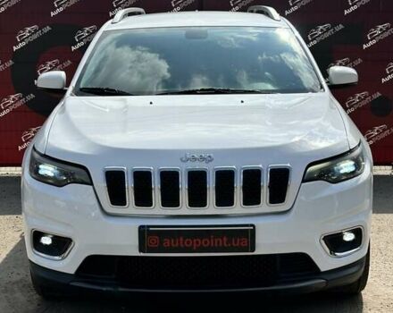 Белый Джип Чероки, объемом двигателя 2.36 л и пробегом 127 тыс. км за 17400 $, фото 1 на Automoto.ua
