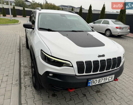 Білий Джип Cherokee, об'ємом двигуна 3.24 л та пробігом 125 тис. км за 18500 $, фото 2 на Automoto.ua