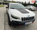 Білий Джип Cherokee, об'ємом двигуна 3.24 л та пробігом 125 тис. км за 18500 $, фото 2 на Automoto.ua