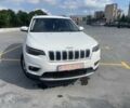 Білий Джип Cherokee, об'ємом двигуна 2.4 л та пробігом 216 тис. км за 12600 $, фото 1 на Automoto.ua