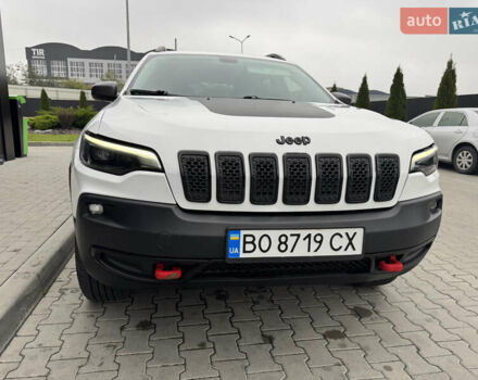 Білий Джип Cherokee, об'ємом двигуна 3.24 л та пробігом 125 тис. км за 18500 $, фото 3 на Automoto.ua