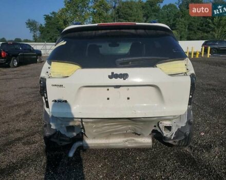 Джип Чероки 2018 в Киеве на Automoto.ua Белый Джип Чероки, объемом двигателя 2.36 л и пробегом 70 тыс. км за 11388 $, фото 4 на Automoto.ua