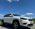 Білий Джип Cherokee, об'ємом двигуна 3.24 л та пробігом 117 тис. км за 22000 $, фото 1 на Automoto.ua