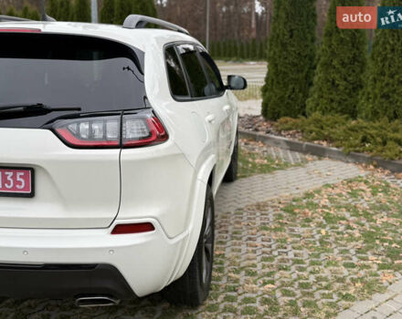 Білий Джип Cherokee, об'ємом двигуна 3.24 л та пробігом 114 тис. км за 18500 $, фото 9 на Automoto.ua