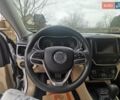 Джип Чероки 2018 в Черновцах на Automoto.ua Белый Джип Чероки, объемом двигателя 2.4 л и пробегом 90 тыс. км за 19000 $, фото 6 на Automoto.ua