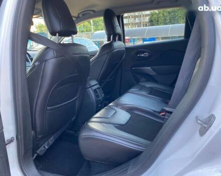 Белый Джип Чероки, объемом двигателя 2.4 л и пробегом 79 тыс. км за 15900 $, фото 17 на Automoto.ua