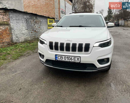 Білий Джип Cherokee, об'ємом двигуна 2.36 л та пробігом 157 тис. км за 15500 $, фото 2 на Automoto.ua