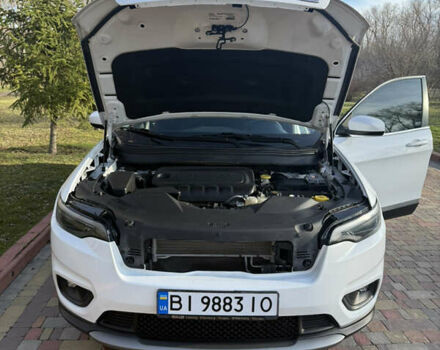 Белый Джип Чероки, объемом двигателя 2.4 л и пробегом 134 тыс. км за 16350 $, фото 21 на Automoto.ua