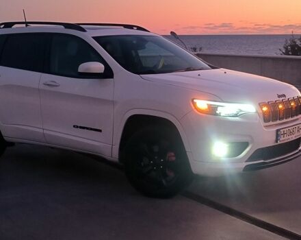 Белый Джип Чероки, объемом двигателя 3.2 л и пробегом 69 тыс. км за 19999 $, фото 6 на Automoto.ua