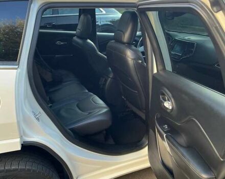 Белый Джип Чероки, объемом двигателя 3.24 л и пробегом 124 тыс. км за 21500 $, фото 12 на Automoto.ua