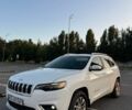 Белый Джип Чероки, объемом двигателя 2.36 л и пробегом 137 тыс. км за 15300 $, фото 1 на Automoto.ua