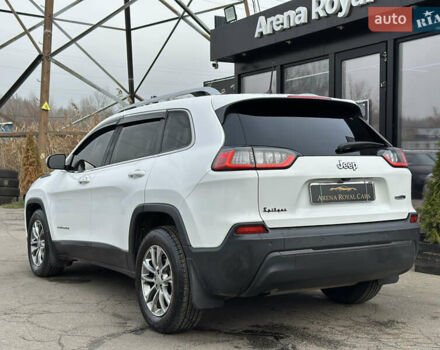 Білий Джип Cherokee, об'ємом двигуна 2.36 л та пробігом 150 тис. км за 17900 $, фото 11 на Automoto.ua