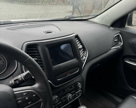 Белый Джип Чероки, объемом двигателя 3.24 л и пробегом 41 тыс. км за 14850 $, фото 14 на Automoto.ua