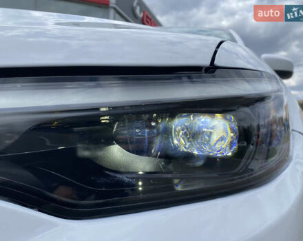 Білий Джип Cherokee, об'ємом двигуна 2.36 л та пробігом 149 тис. км за 13800 $, фото 9 на Automoto.ua