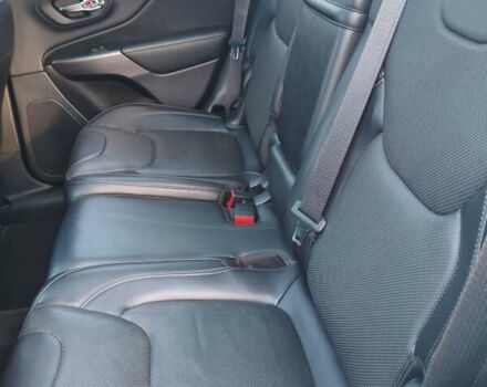 Білий Джип Cherokee, об'ємом двигуна 2 л та пробігом 75 тис. км за 22999 $, фото 11 на Automoto.ua