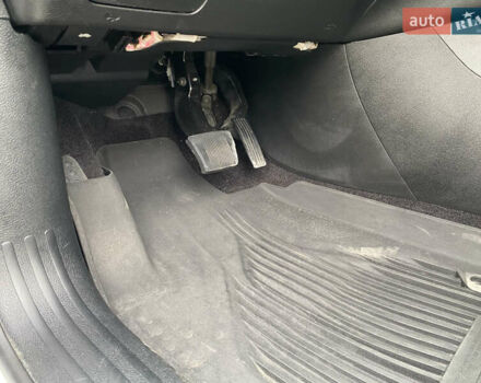 Білий Джип Cherokee, об'ємом двигуна 2.36 л та пробігом 149 тис. км за 13800 $, фото 37 на Automoto.ua