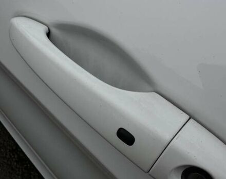 Білий Джип Cherokee, об'ємом двигуна 2.36 л та пробігом 127 тис. км за 16800 $, фото 6 на Automoto.ua