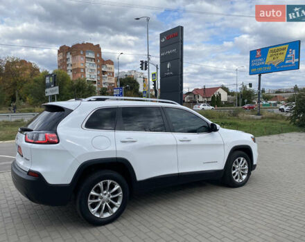 Білий Джип Cherokee, об'ємом двигуна 2.36 л та пробігом 149 тис. км за 13800 $, фото 3 на Automoto.ua