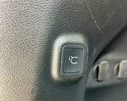 Білий Джип Cherokee, об'ємом двигуна 2.36 л та пробігом 124 тис. км за 17600 $, фото 17 на Automoto.ua