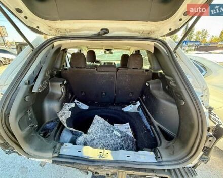 Белый Джип Чероки, объемом двигателя 3.24 л и пробегом 87 тыс. км за 9800 $, фото 20 на Automoto.ua