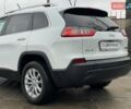 Белый Джип Чероки, объемом двигателя 2.36 л и пробегом 85 тыс. км за 14990 $, фото 7 на Automoto.ua