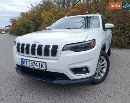 Белый Джип Чероки, объемом двигателя 2.36 л и пробегом 188 тыс. км за 14250 $, фото 7 на Automoto.ua