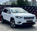 Белый Джип Чероки, объемом двигателя 2.36 л и пробегом 127 тыс. км за 17400 $, фото 1 на Automoto.ua