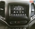 Білий Джип Cherokee, об'ємом двигуна 2.36 л та пробігом 43 тис. км за 18000 $, фото 12 на Automoto.ua