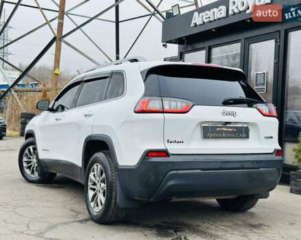 Білий Джип Cherokee, об'ємом двигуна 2.36 л та пробігом 150 тис. км за 17900 $, фото 3 на Automoto.ua